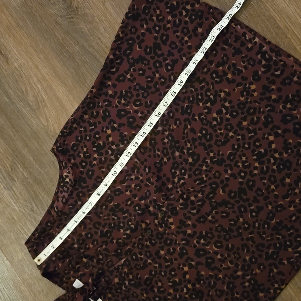 Loft Sleeveless Animal Print Tie Neck Blouse - Picture 7 of 9